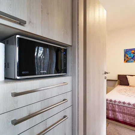 G&b Apartman * Balatongyorok