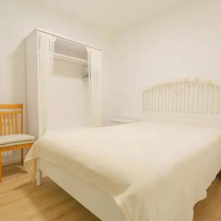 G&b Apartman Apartment