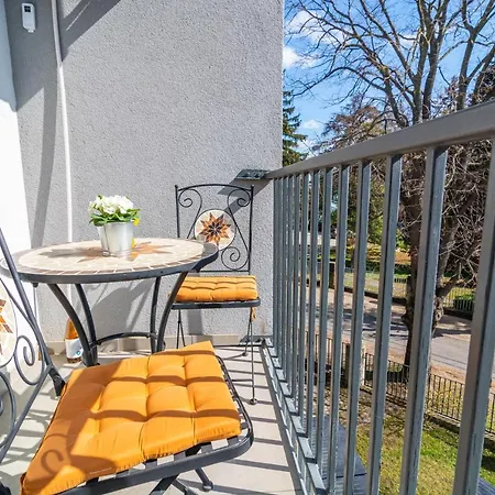 Apartment G&b Apartman Balatongyorok