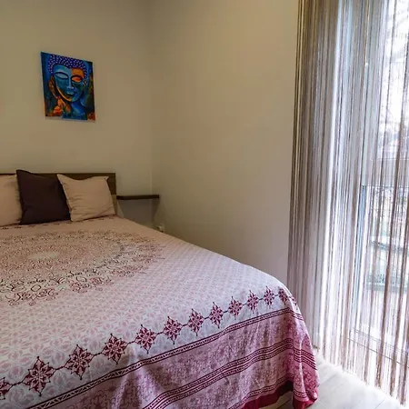 G&b Apartman Apartment